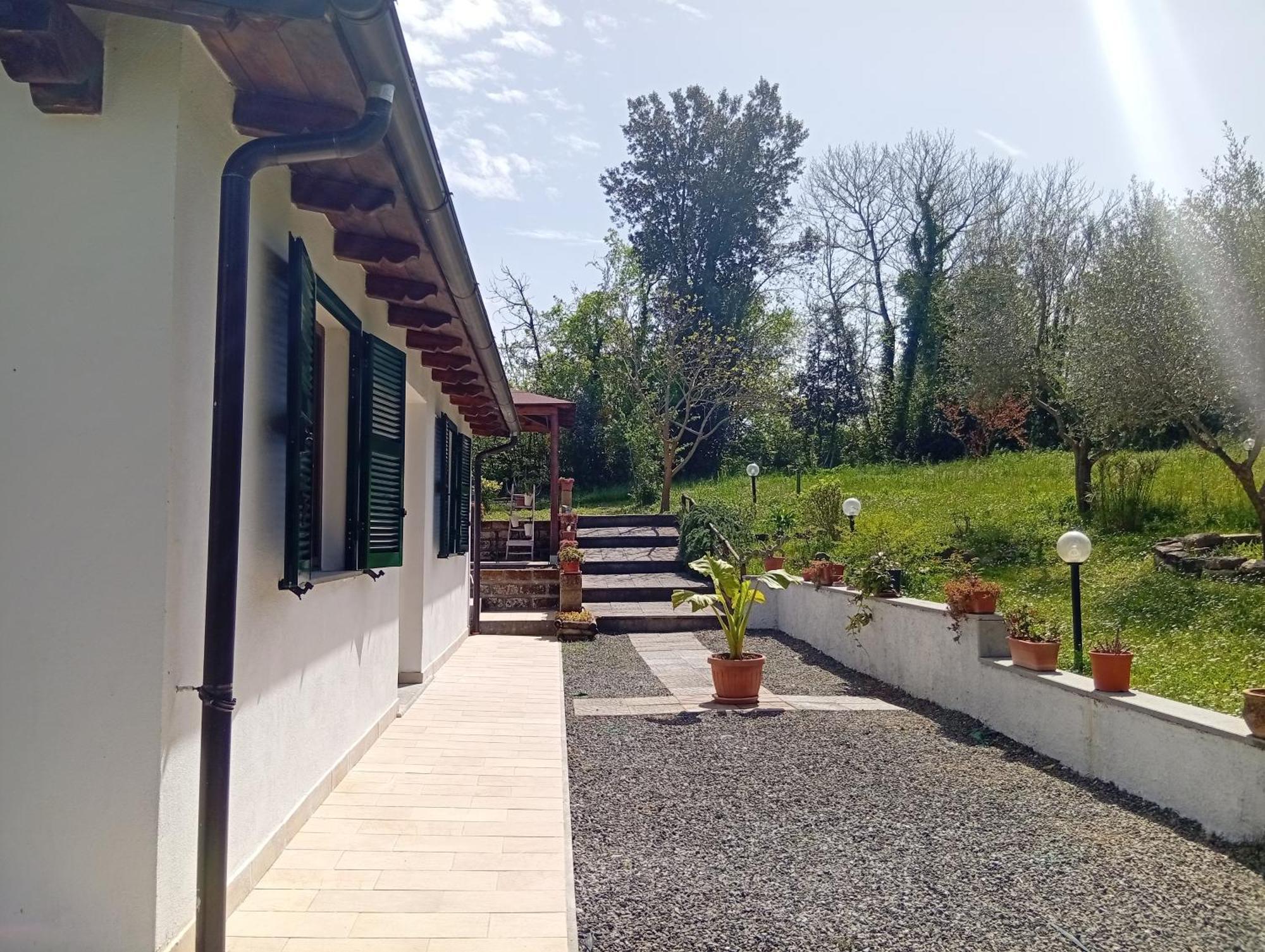 Agriturismo Santa Maria Marta Bagian luar foto