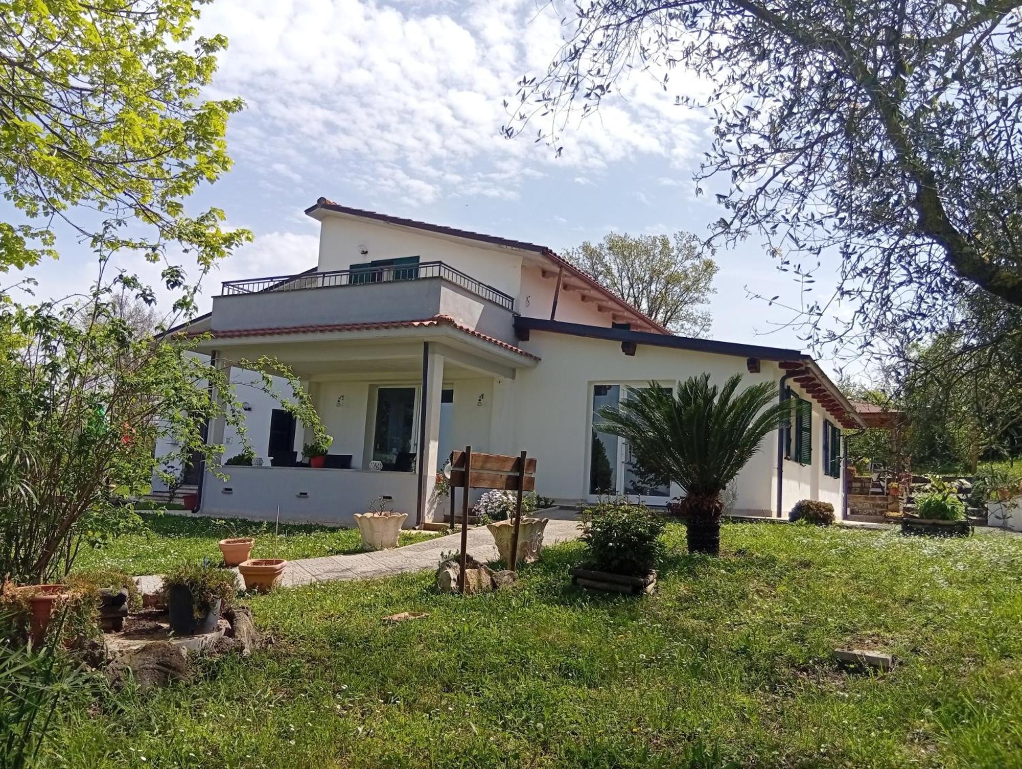 Agriturismo Santa Maria Marta Bagian luar foto