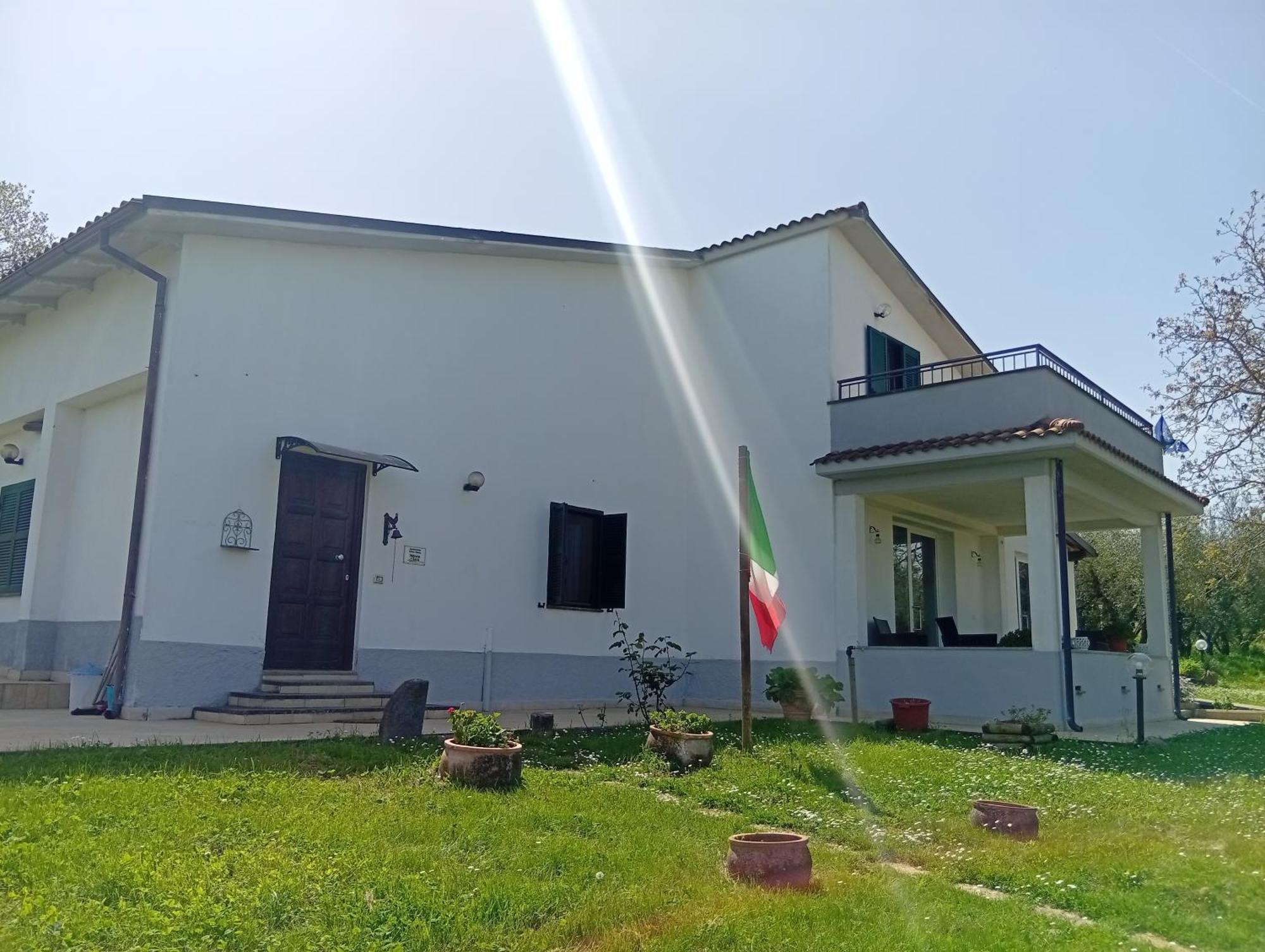 Agriturismo Santa Maria Marta Bagian luar foto